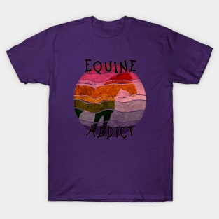 Equine addict N3 - purple T-Shirt